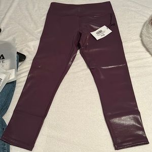 Zyia metallic plum light and tight leggings